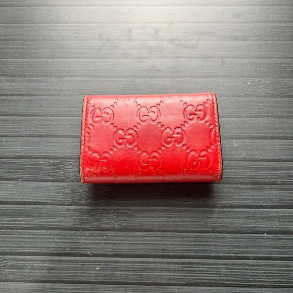 Gucci Guccissima 6-ring Red Key Case - Picture 2 of 3